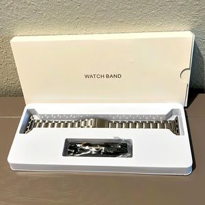 NEW!  Apple Watch Band (38 mm, 40 mm, 41 mm) Silver